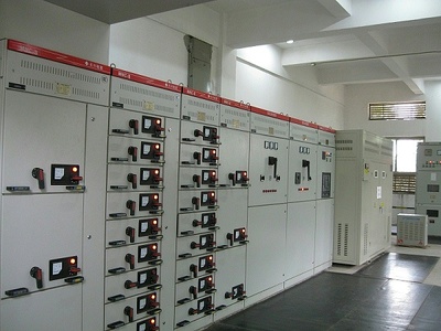 消防卷簾門控制箱價格及配電開關控制設備概述